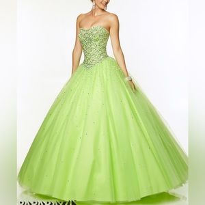 PAPARAZZI BY MORI LEE Lime Green Prom Dress